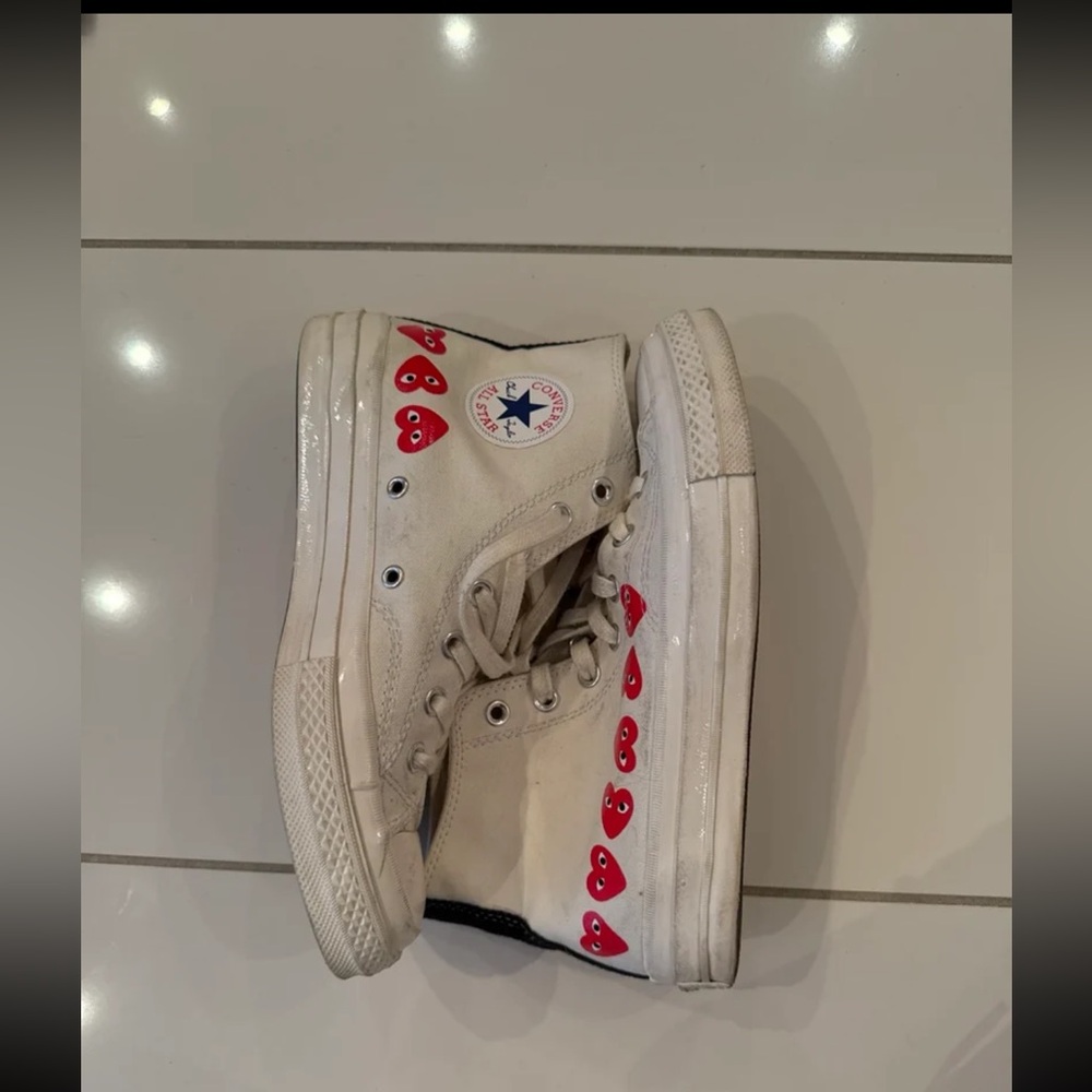 CDG converse